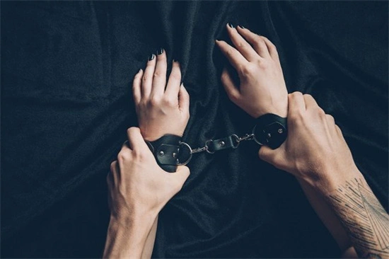西檬之家-管教是什么？BDSM字母圈新人权威指南
