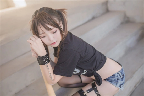 brat属性 - 9945